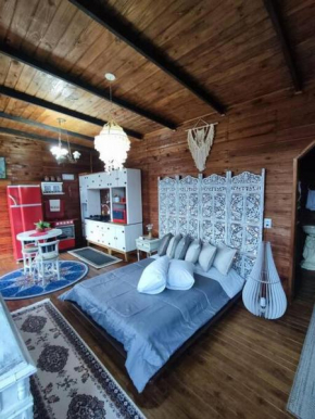 Black Hut Teewald